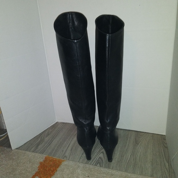 Italian Leather Boots - Picture 3 of 8